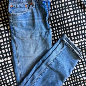 Levi jeans